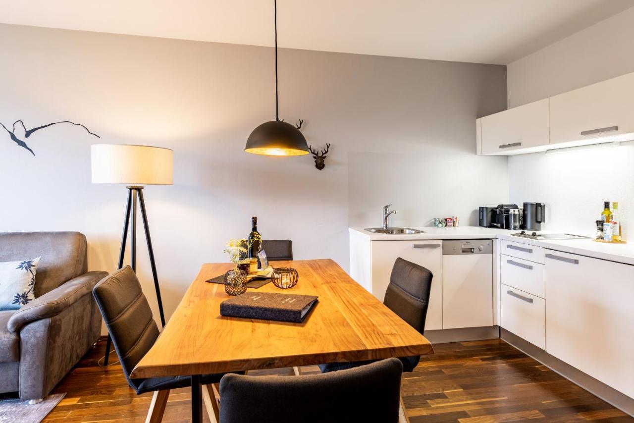 Der Sonnberg Alpinlodges - Apartments Mit Seeblick, Privater Sauna Und Self Check-In Zell am See Exterior foto